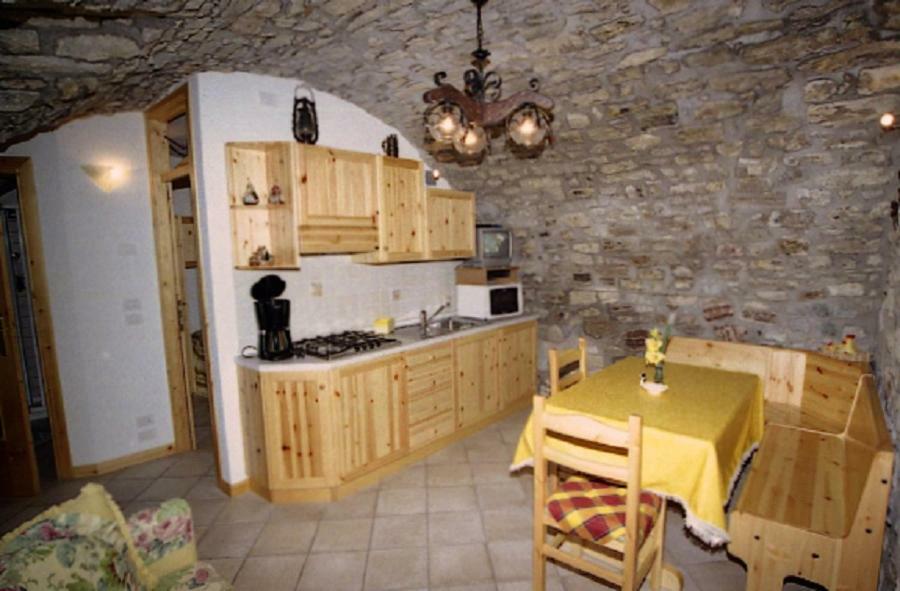 Appartamenti Serena - La Grotta Gargnano Exterior photo