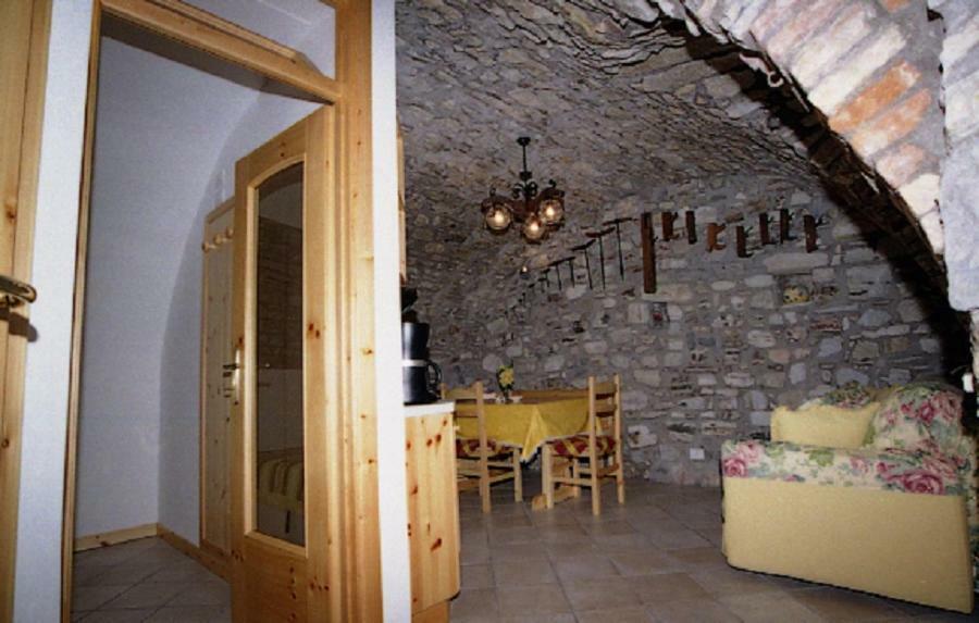Appartamenti Serena - La Grotta Gargnano Exterior photo